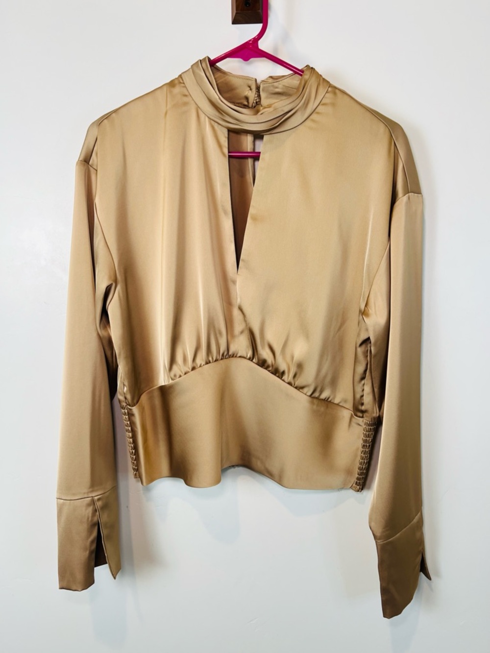 Parker Long Sleeve Keyhole Top Gold L